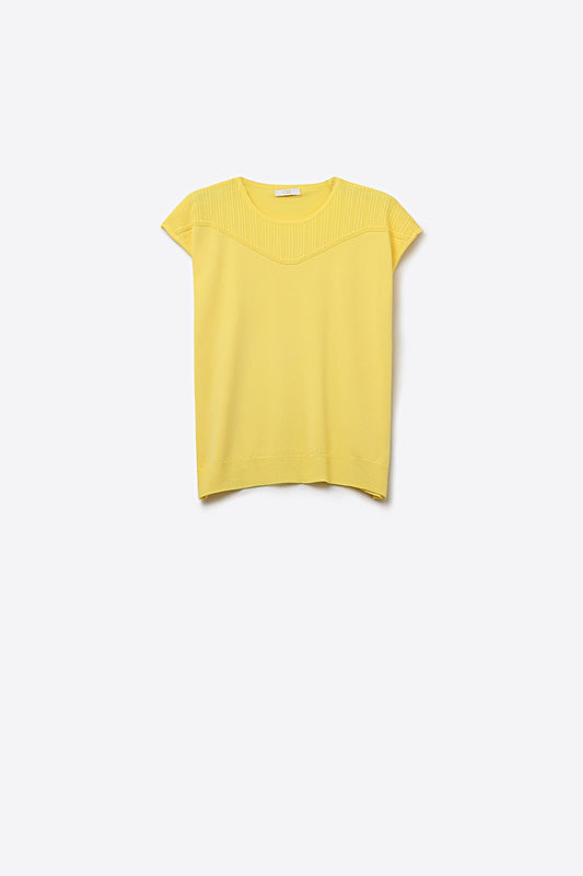 Pull en maille jaune à manches courtes avec détail côtelé