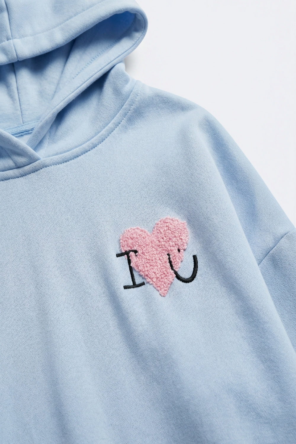 sweat à capuche super-doux avec graphisme en forme de cœur