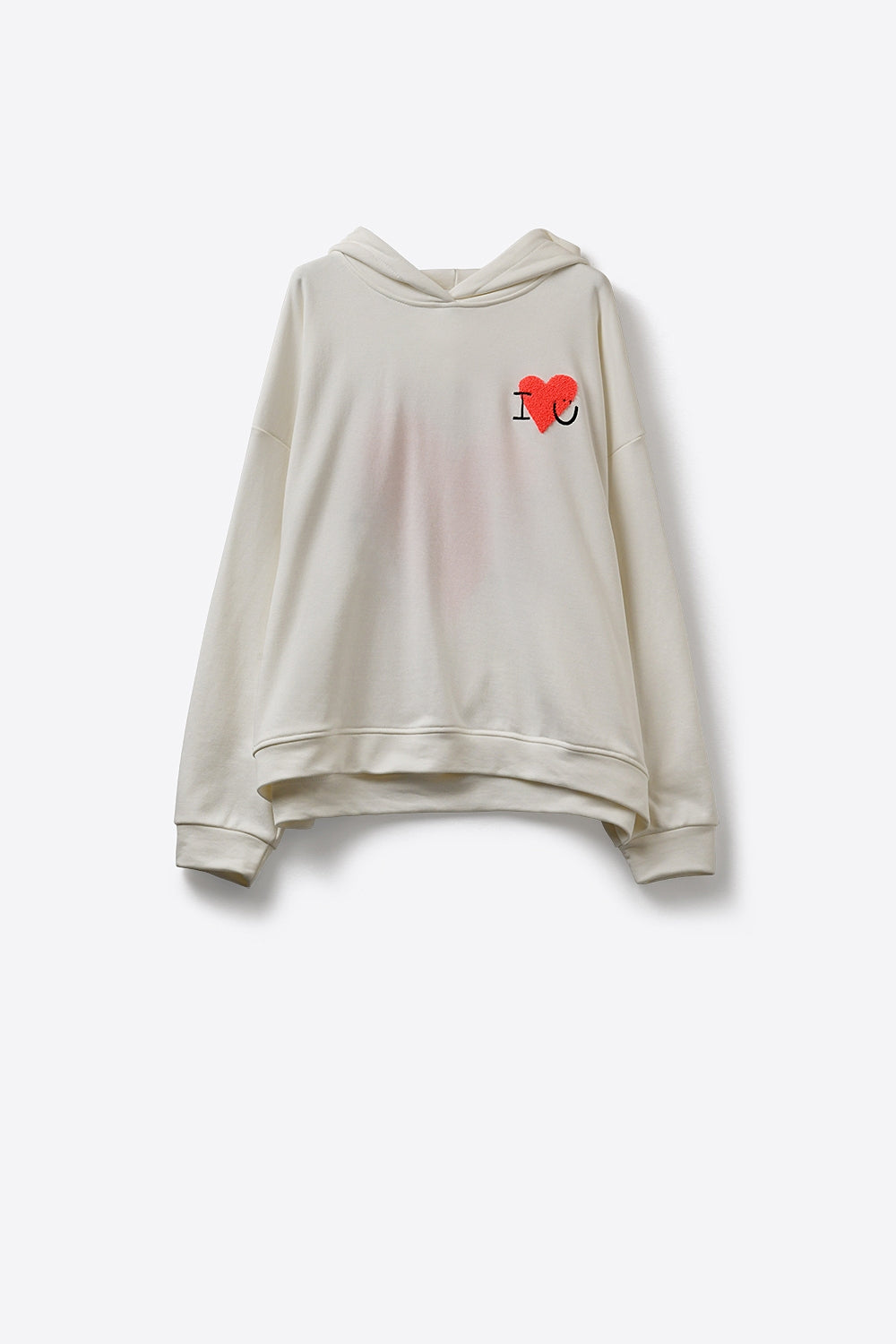 Chandail à capuchon super doux de couleur crème avec graphique en forme de cœur bouclé