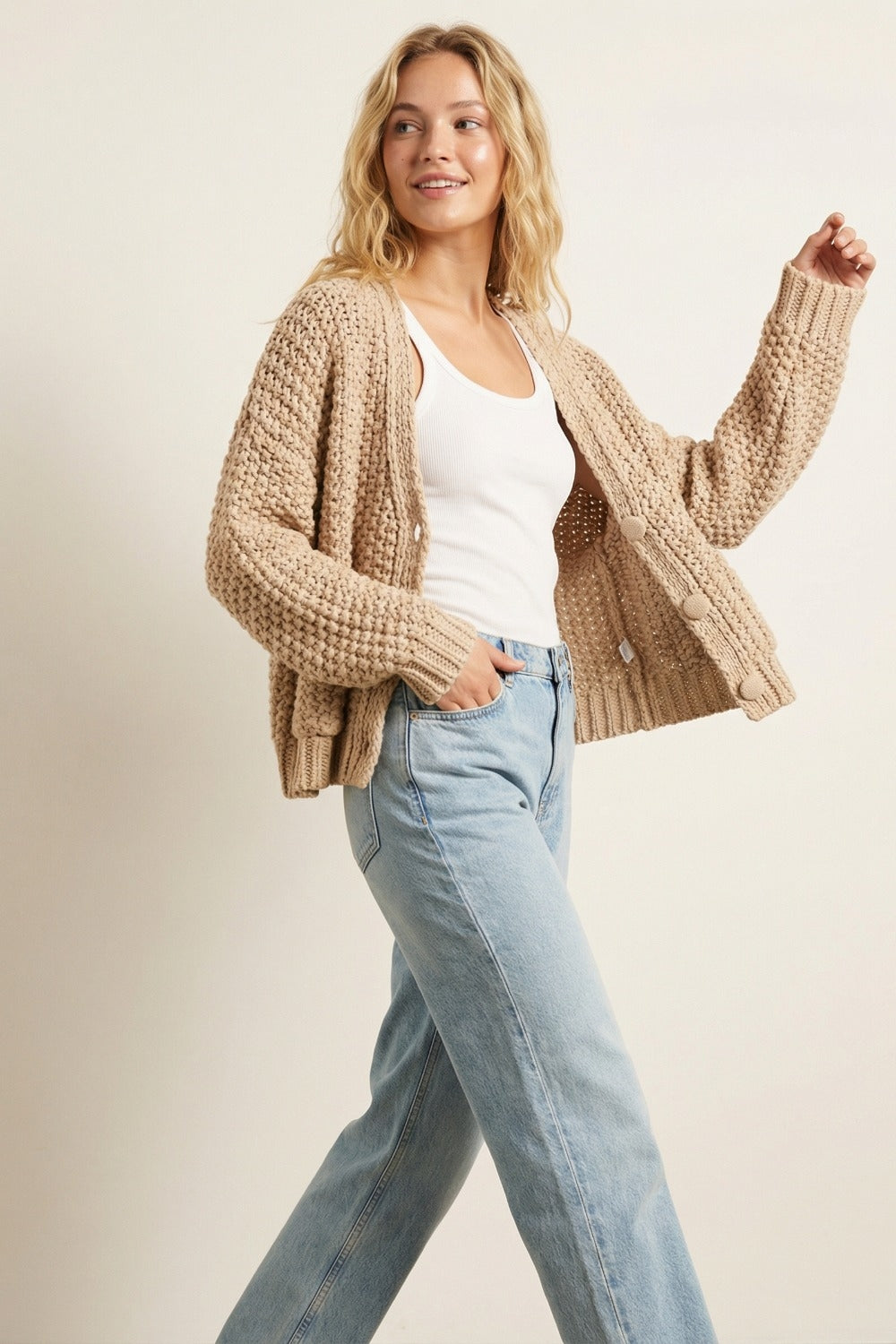 Veste oversize en maille épaisse avec poches en beige foncé