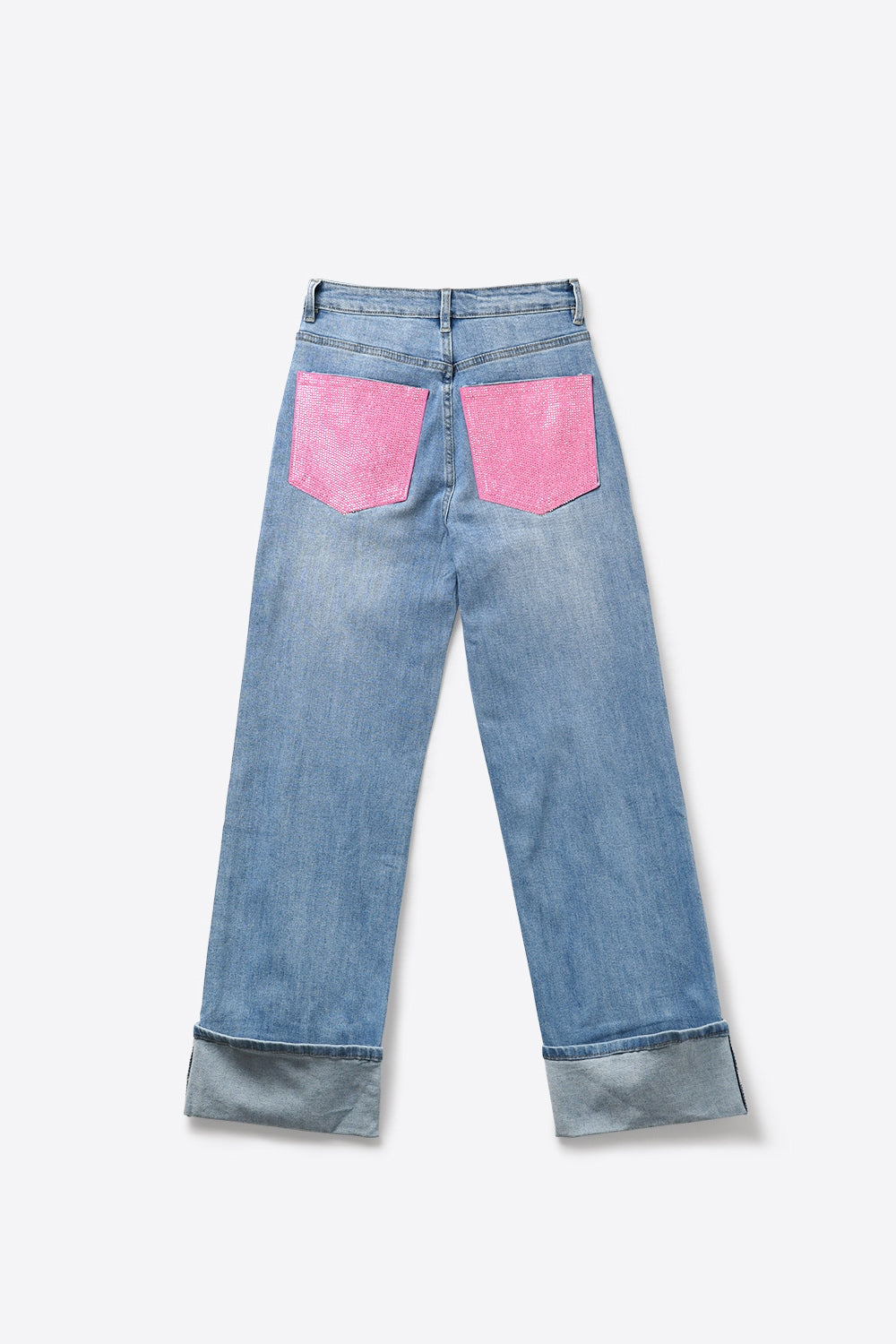 Jeans en denim bleu clair avec poches arrière roses en strass