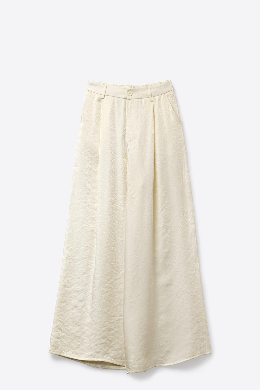 Pantalon extra-large dans un tissu léger et brillant