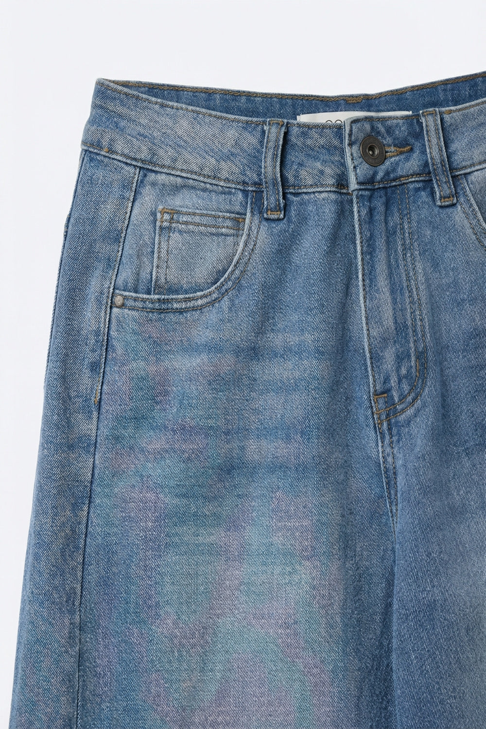 Jeans en denim bleu clair à jambes larges et coupe décontractée avec couture latérale