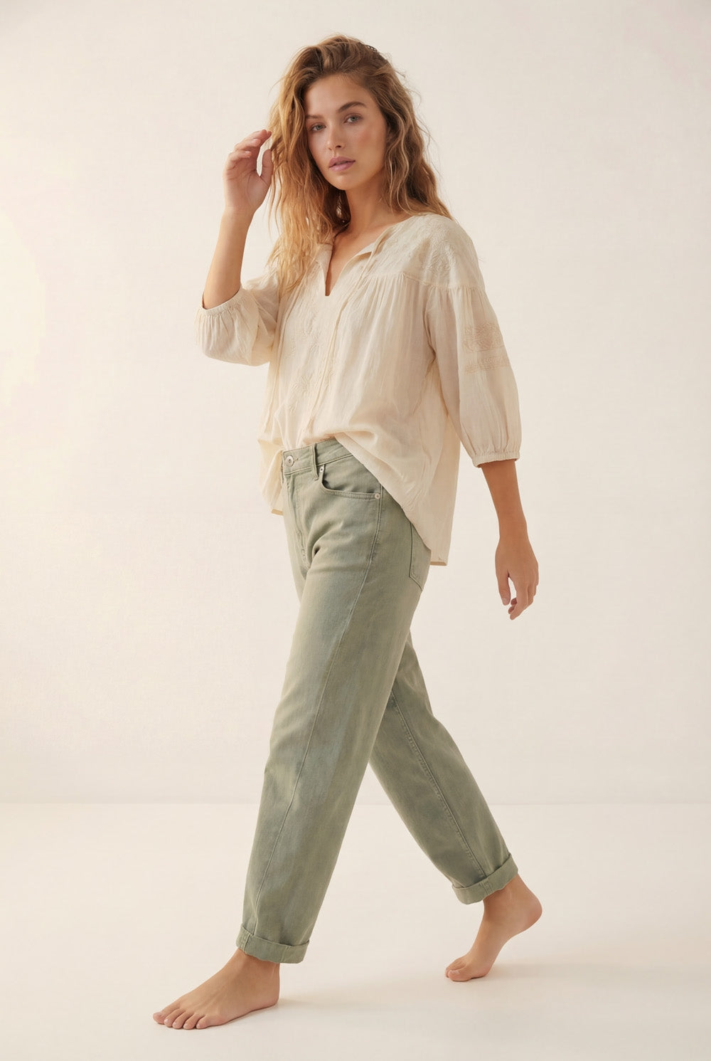 Pantalon taille haute style barrel en kaki doux