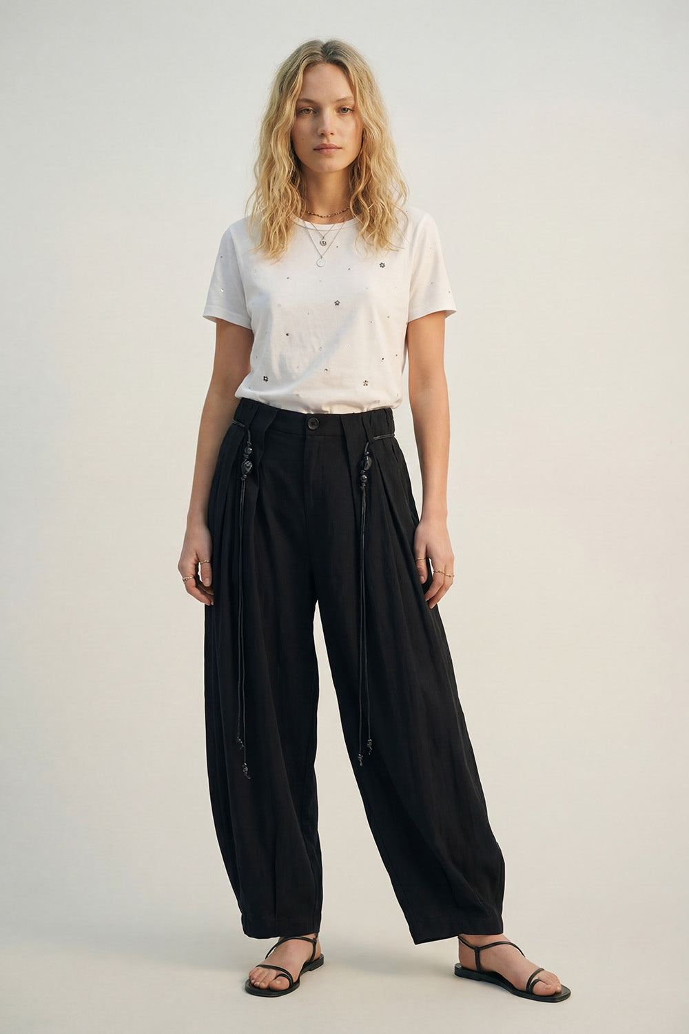 Pantalon léger en rayonne de couleur noire