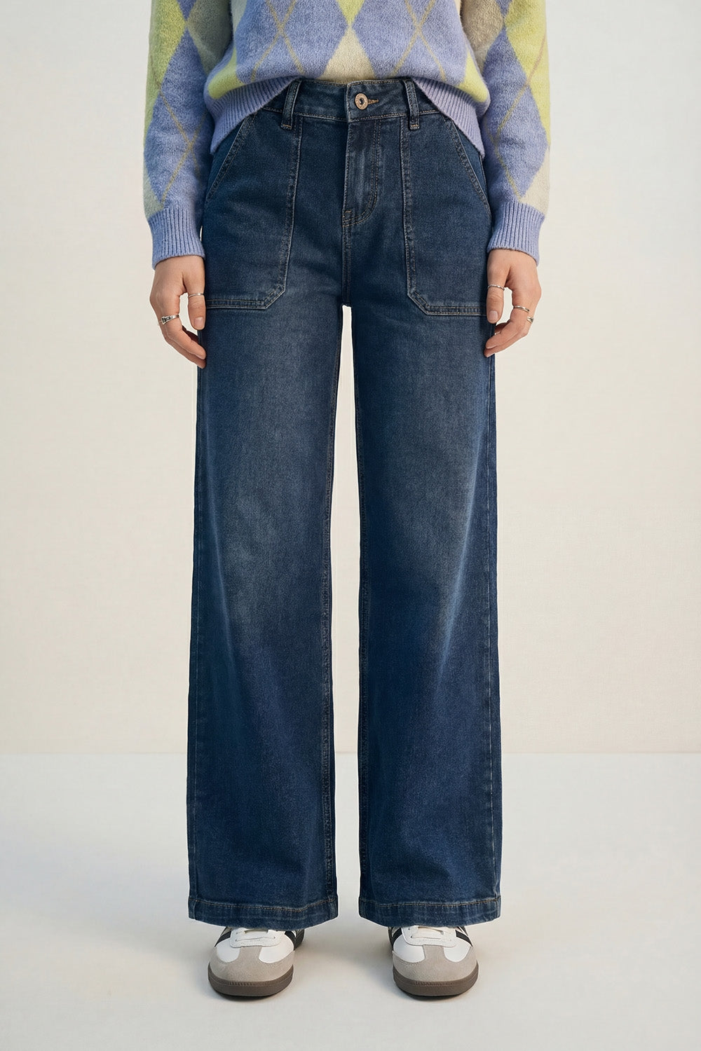 Jeans en denim à jambes larges avec poches plaquées utilitaires