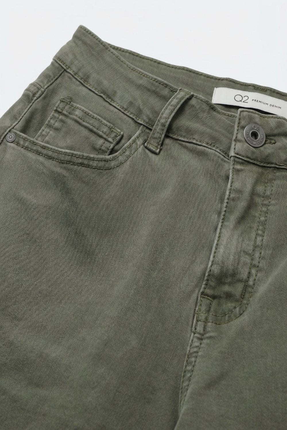 Bermuda en denim à jambes larges et raccourcies vert olive