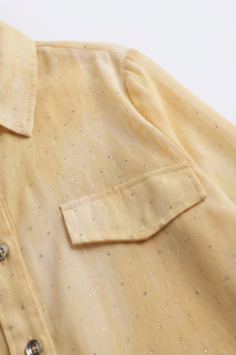 Chemise jaune tie-dye en chiffon avec détails en strass