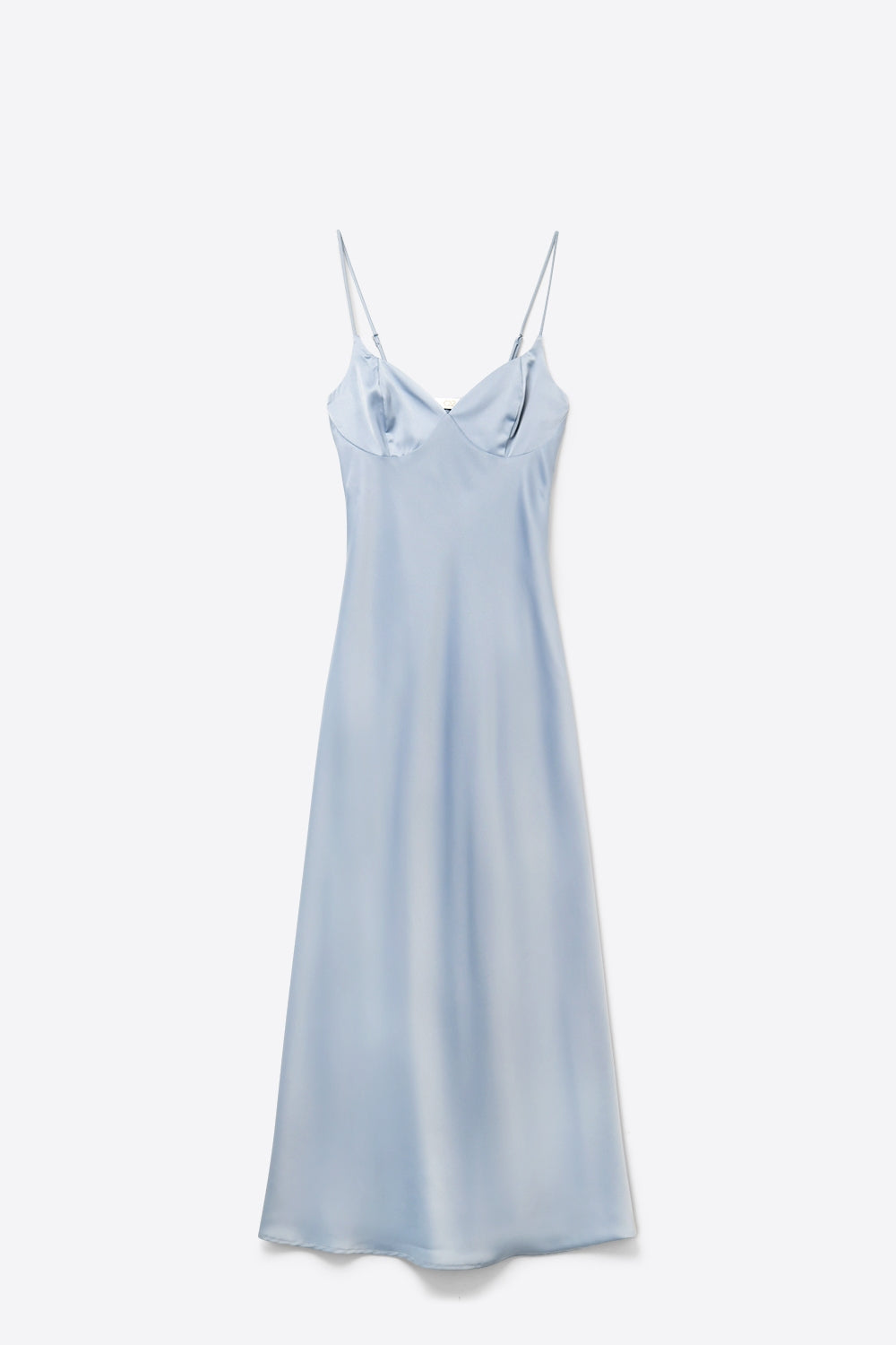 Robe longue en satin bleu clair avec fines bretelles