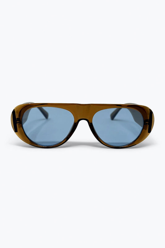 Lunettes de soleil surdimensionnées à monture marron et verres bleus