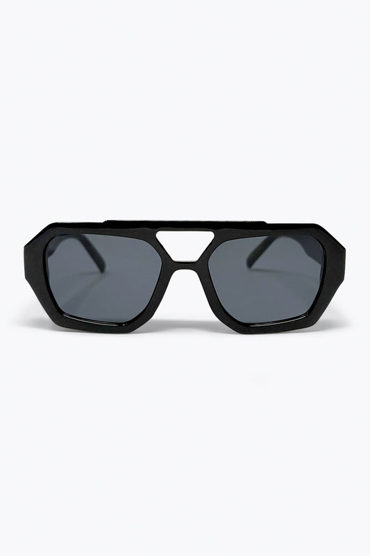Lunettes de soleil à monture géométrique noire pour femmes