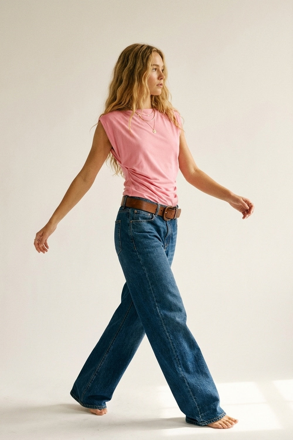 Top drapé sans manches asymétrique rose pour femmes