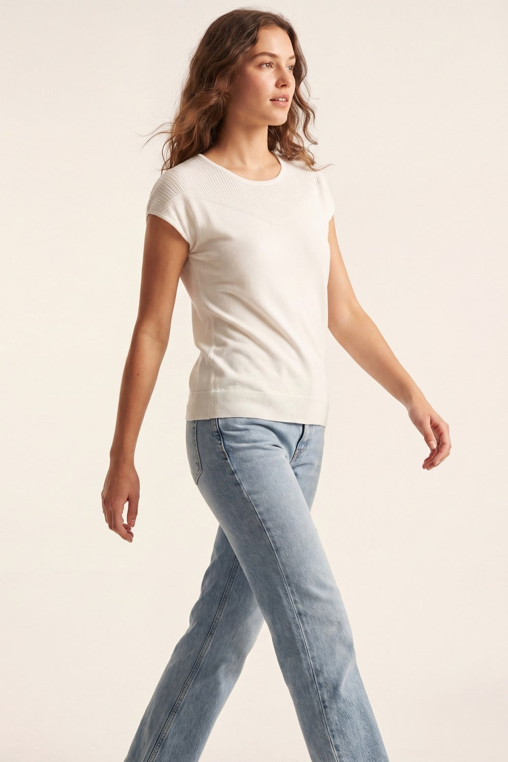pull à manches courtes en tricot blanc avec détail texturé