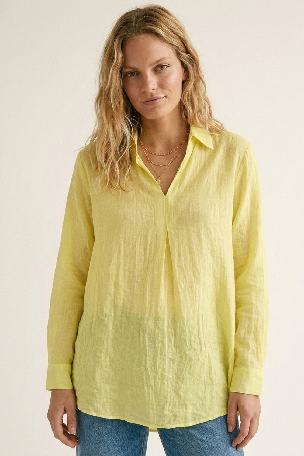 Chemise tunique jaune à coupe décontractée en tissu transparent
