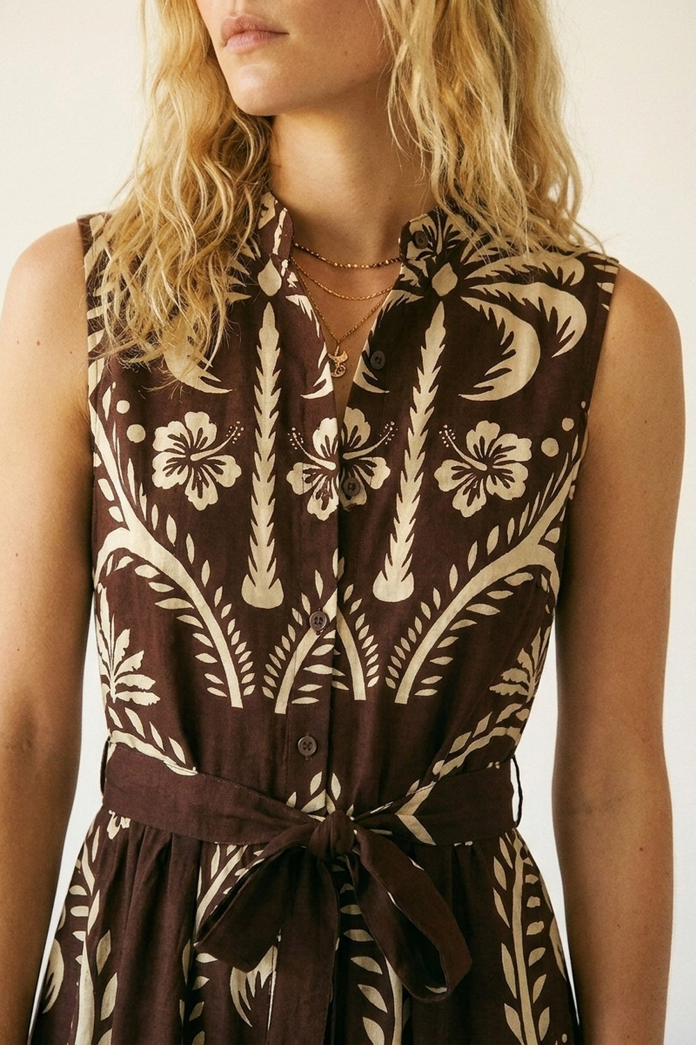 Robe Maxi Imprimée Marron avec Taille Ceinturée