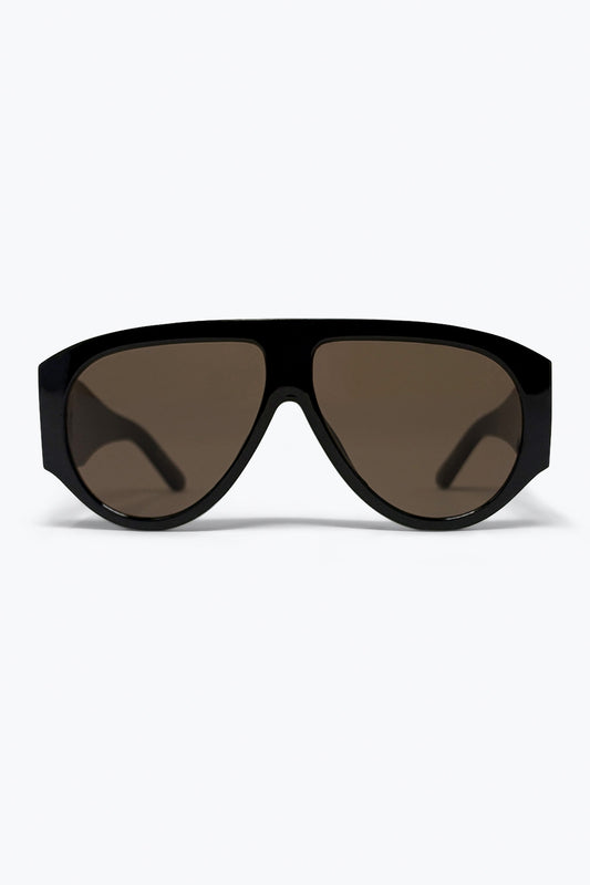 Lunettes de soleil à visière noire avec verres marron