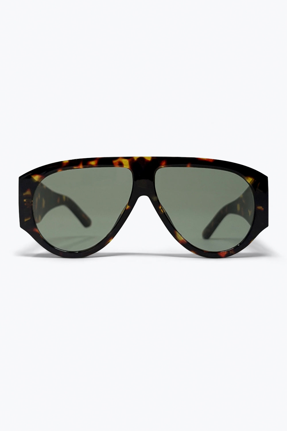 Lunettes de soleil surdimensionnées type bouclier avec monture écaille de tortue et verres verts