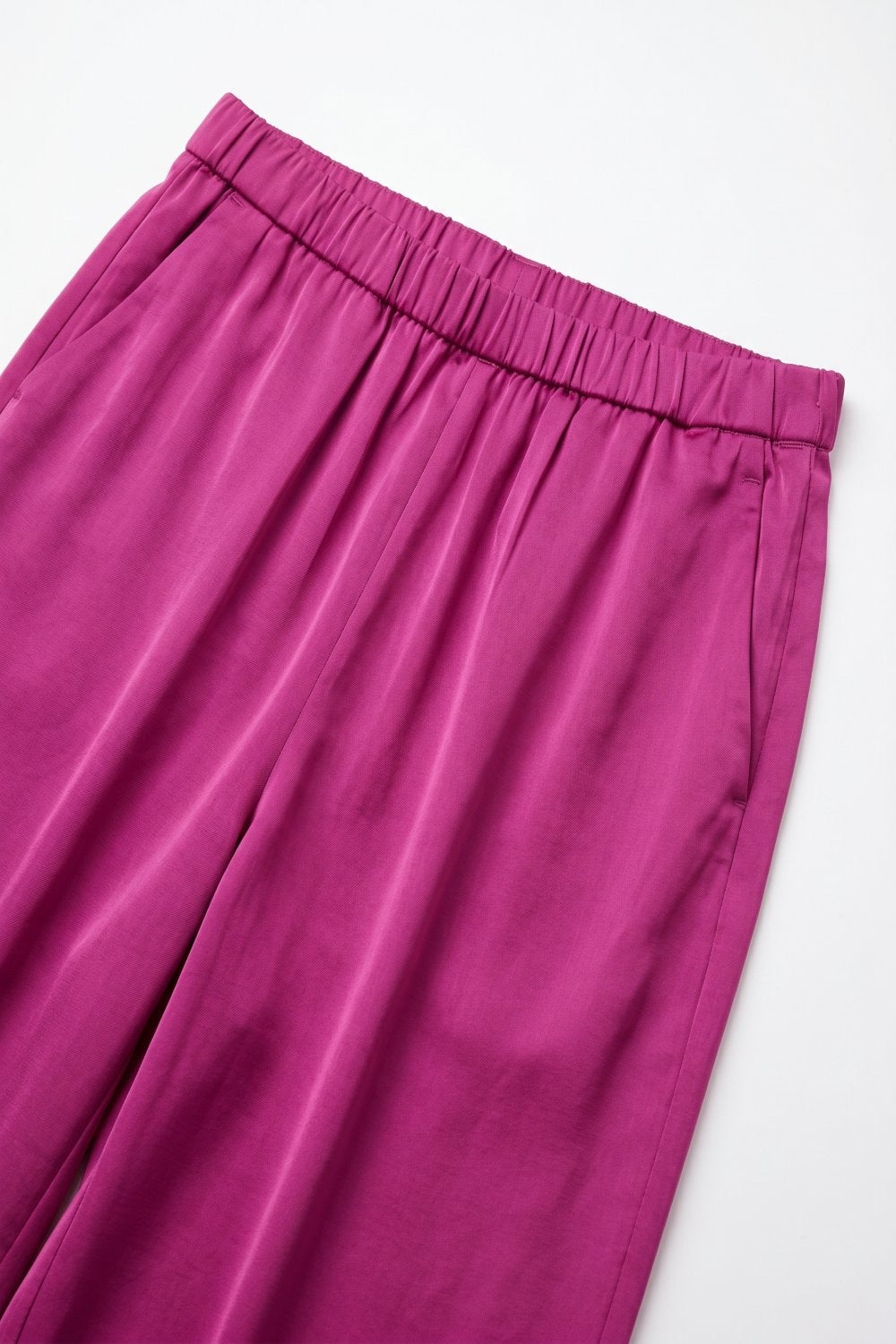 Pantalon large en satin léger fuchsia à taille élastique