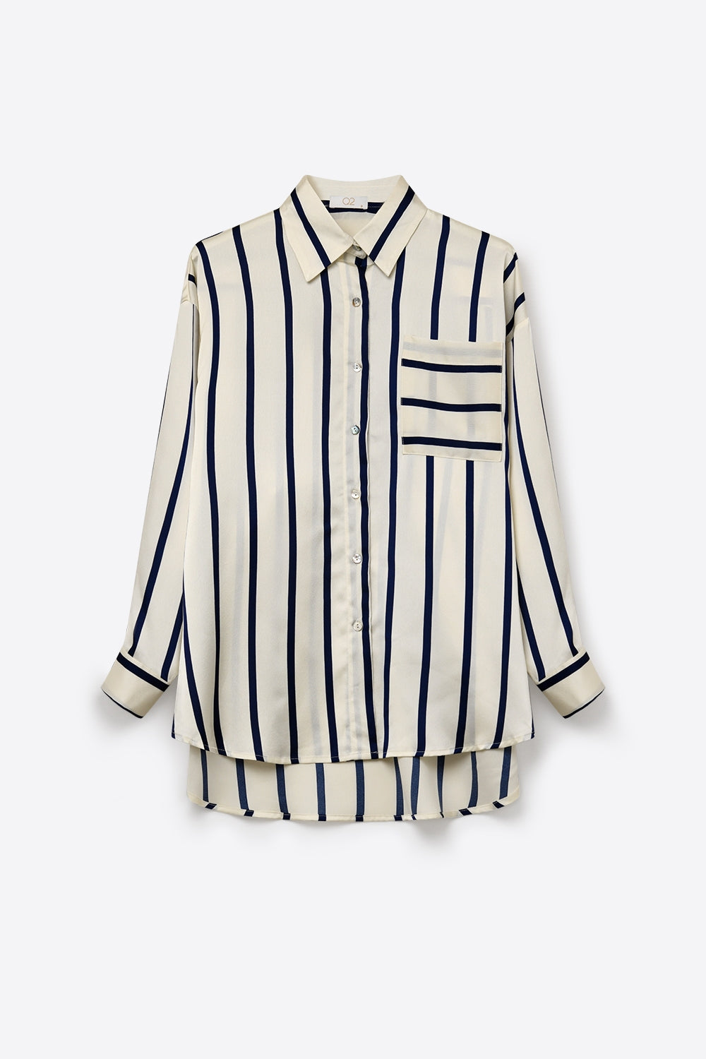 Chemise à rayures crème coupe décontractée en satin avec poche