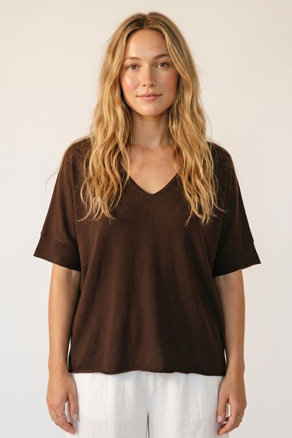 Top Marron en tricot décontracté à col en V et manches courtes