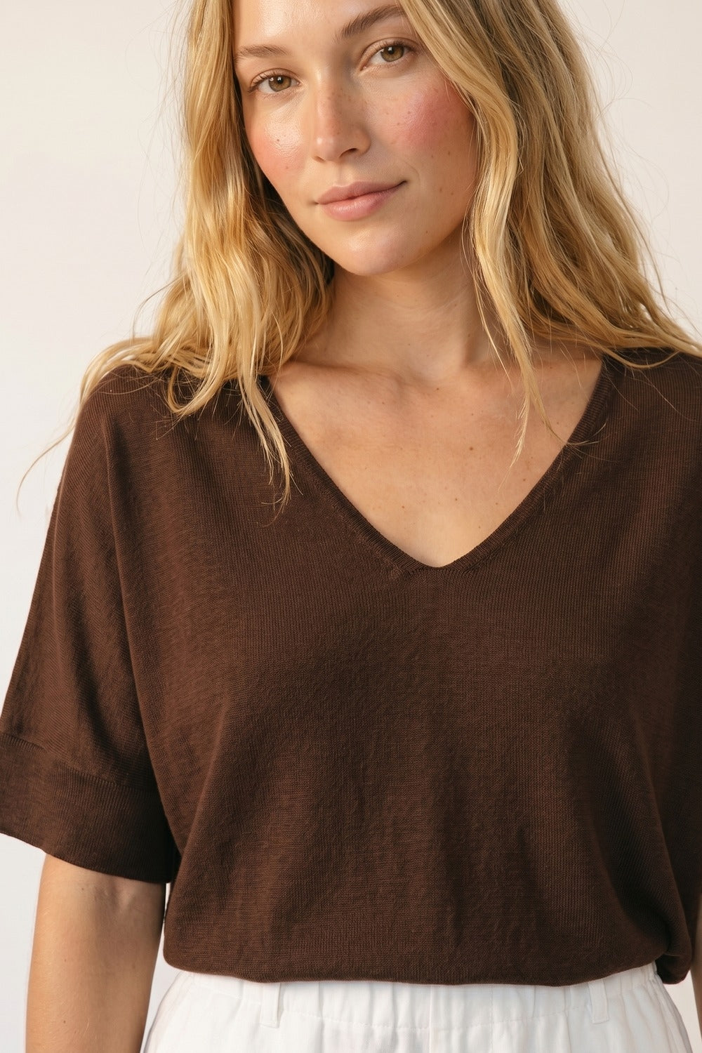 Top Marron en tricot décontracté à col en V et manches courtes