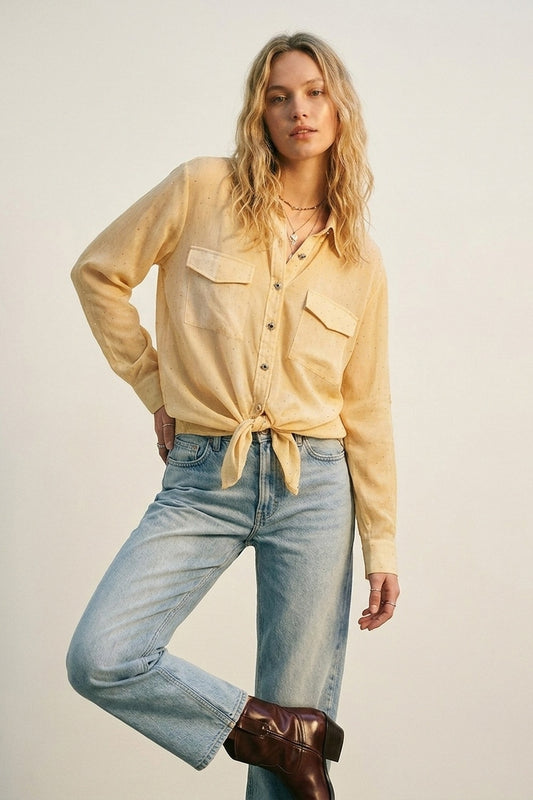 Chemise jaune tie-dye en chiffon avec détails en strass