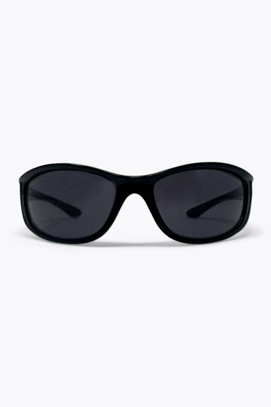 Lunettes de Soleil Ovales avec Monture Noire Brillante et Protection UV