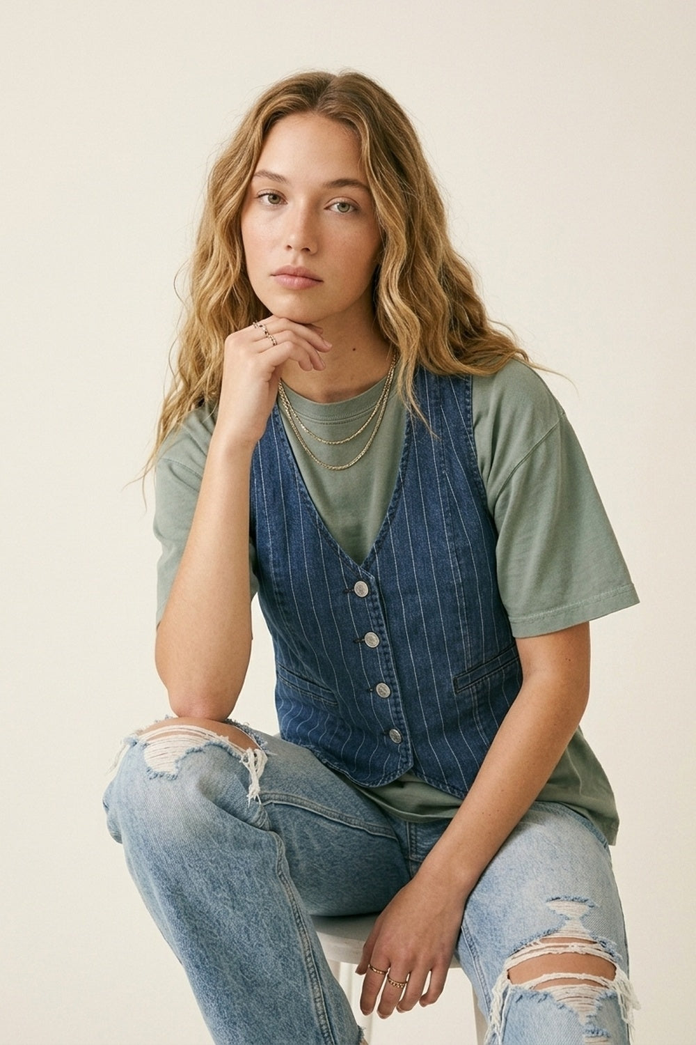 Gilet en Denim Rayé Bleu à Boutons sur le Devant
