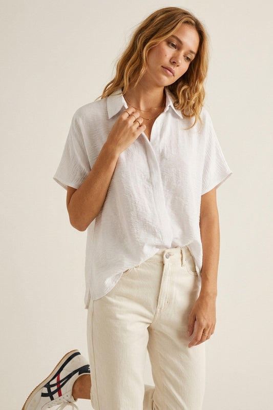 Chemise collet à coupe décontractée en coton texturé blanc à manches courtes