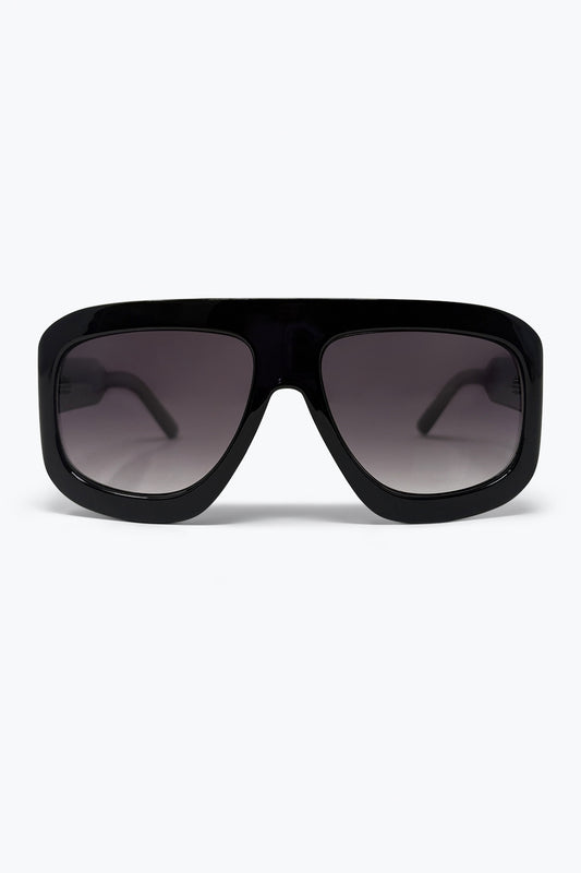 Lunettes de soleil noires à monture carrée oversize avec verres dégradés
