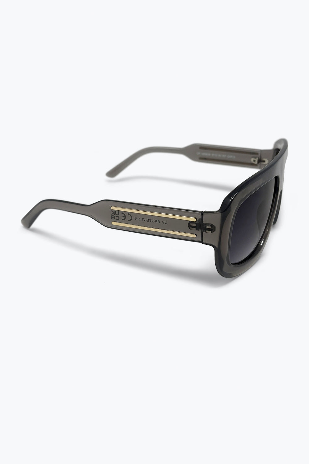 Lunettes de soleil à monture carrée oversize noire avec verres dégradés