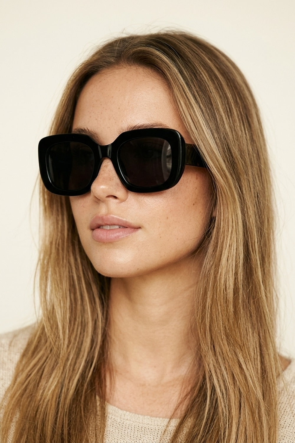 Lunettes de Soleil à Monture Carrée Oversize en Acétate Noir Brillant
