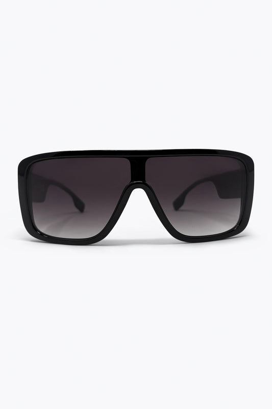 Lunettes de soleil noires à monture surdimensionnée avec verres dégradés