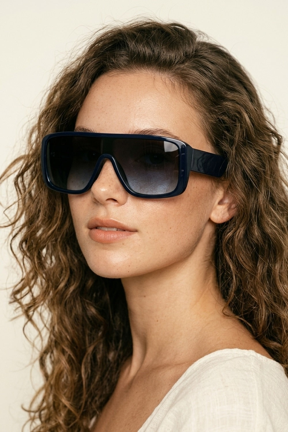 Lunettes de soleil à monture carrée surdimensionnée et lentille dégradée marine