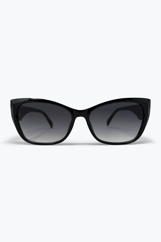 Lunettes de soleil œil de chat noir à monture épaisse avec verres dégradés