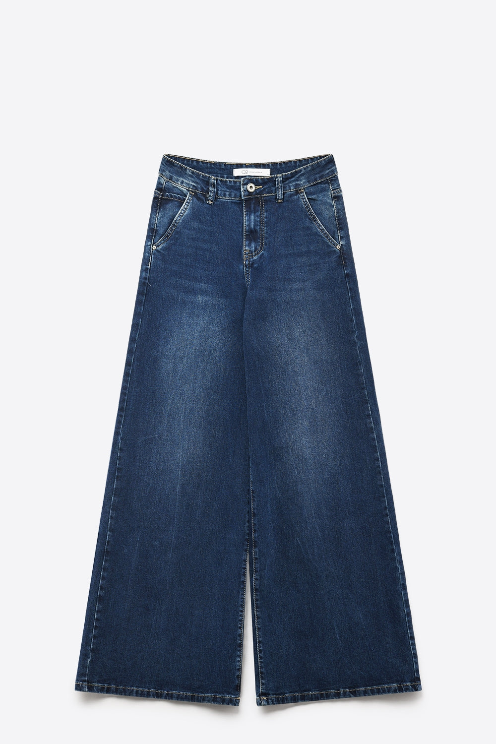 Jean super large en délavage moyen