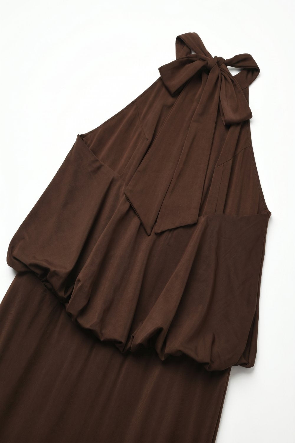 Robe Maxi à Col Halter en Tissu Extensible Doux de couleur marron