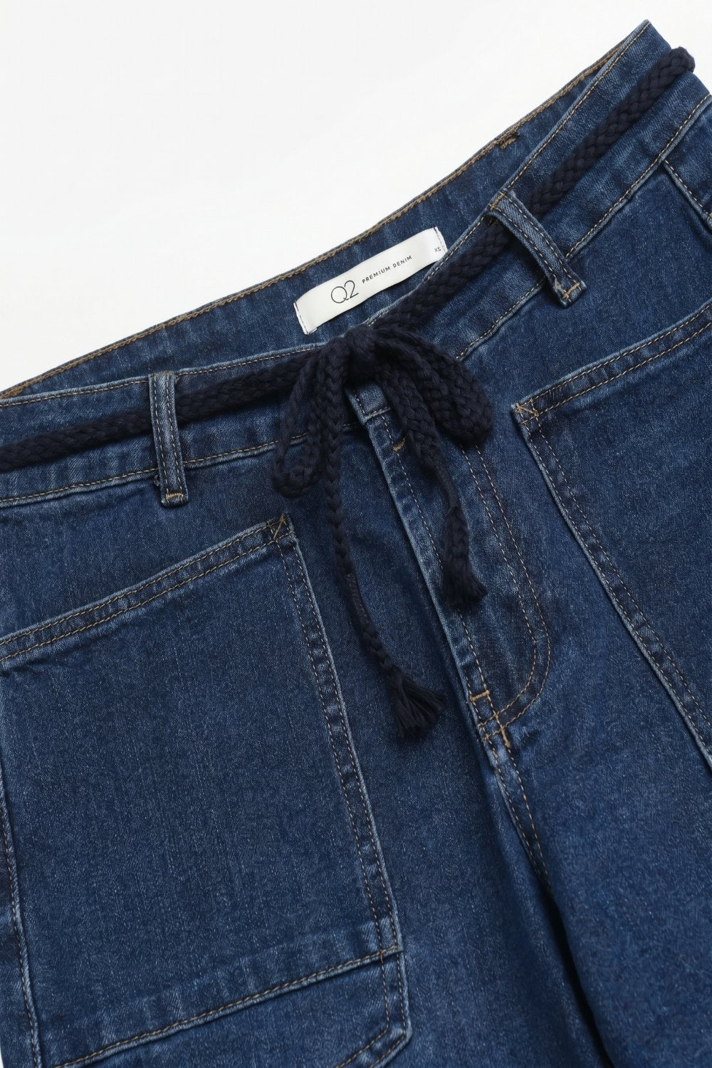 Jean à taille coulissante avec revers et jambe large
