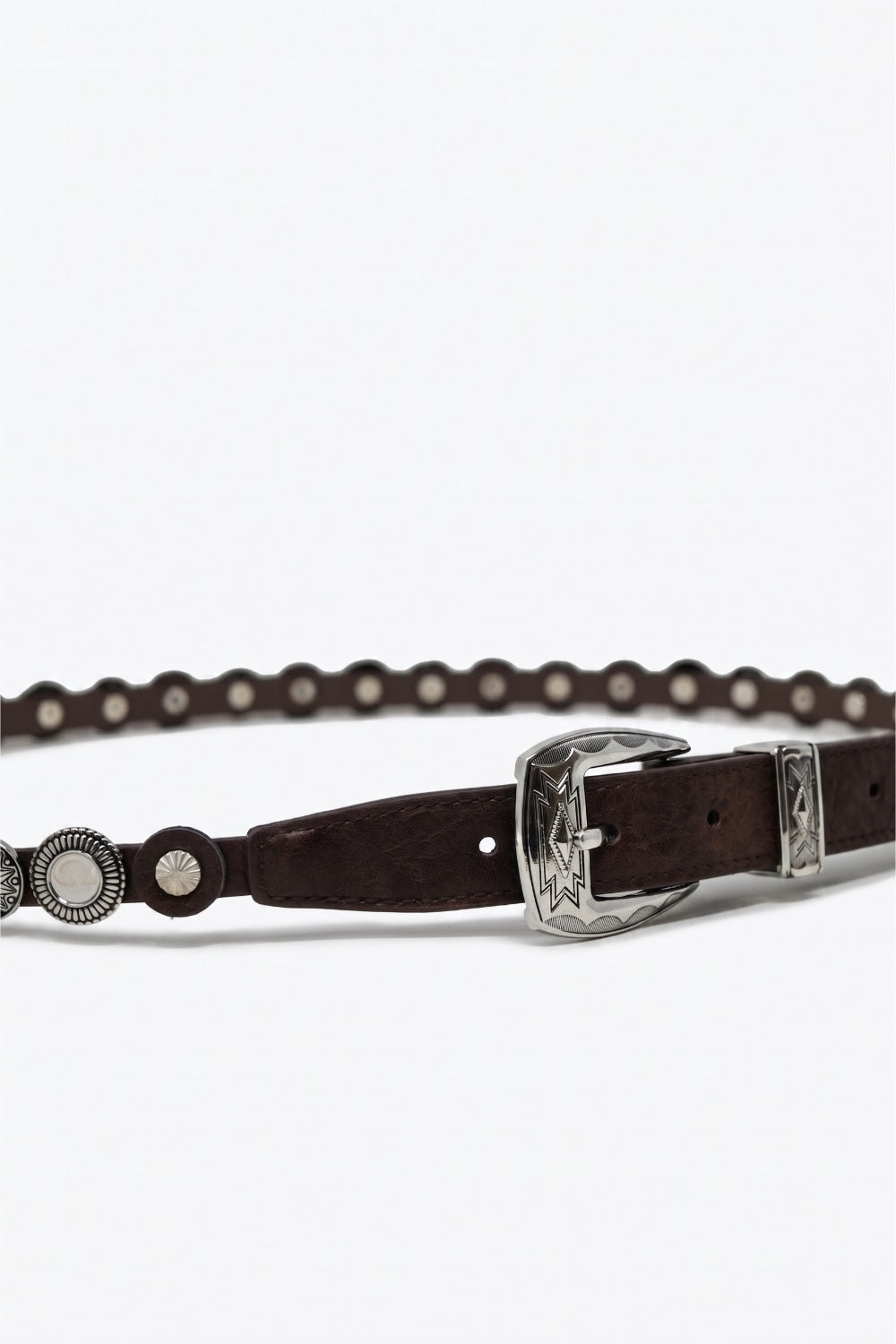 Ceinture fine marron en simili cuir à œillets et boucle style western