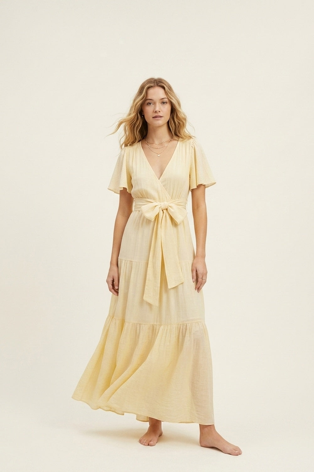 Robe Maxi Jaune avec Ceinture à la Taille et Manches Volantes