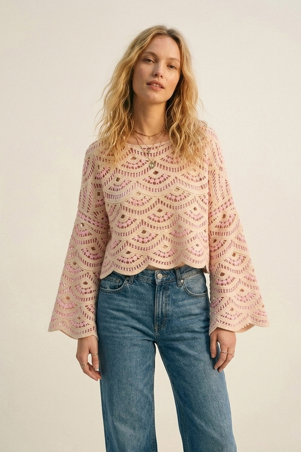 Top en Crochet Beige Rose à Motif Géométrique et Manches Larges
