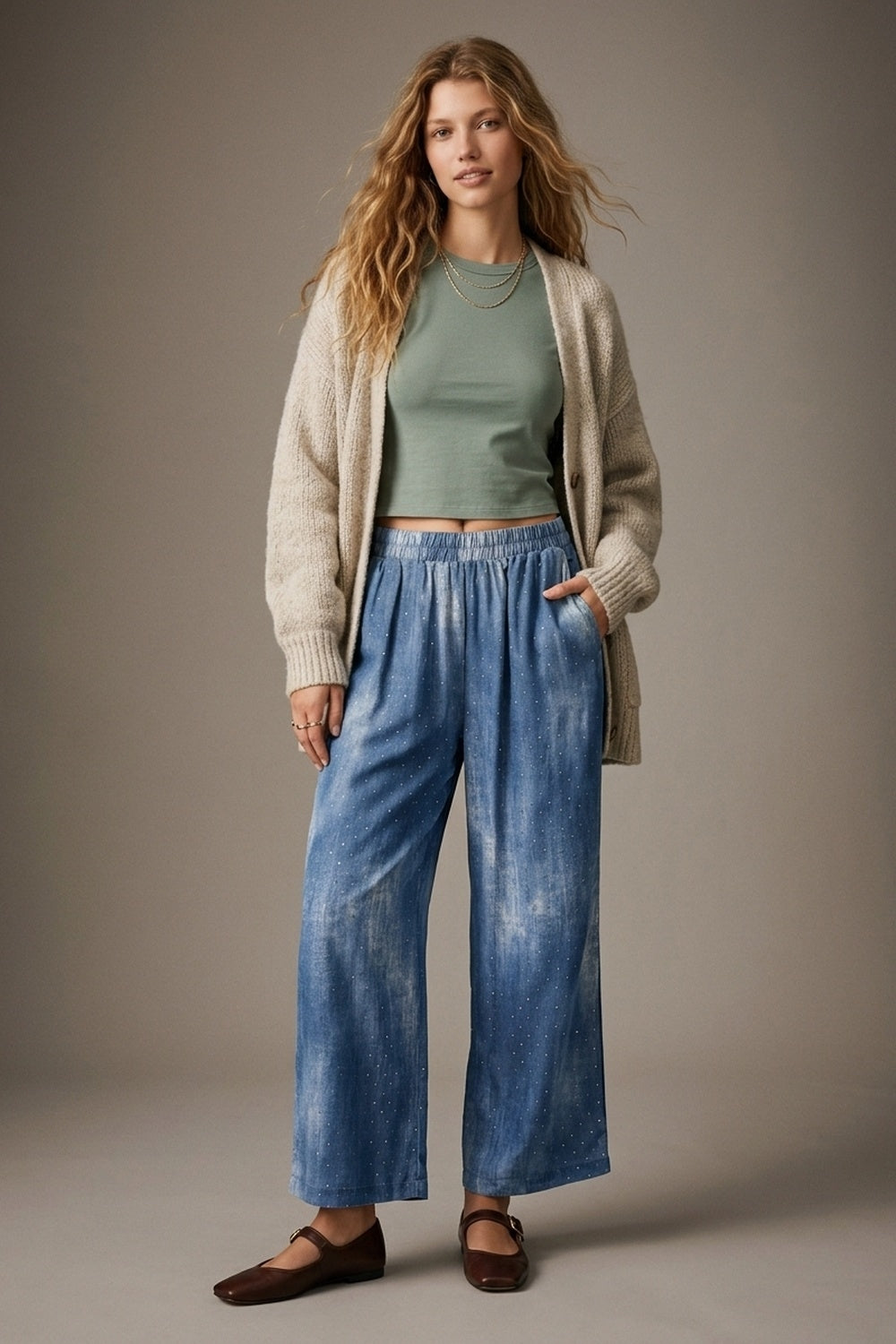 Pantalon à taille élastique en chiffon bleu tie-dye avec strass embellis