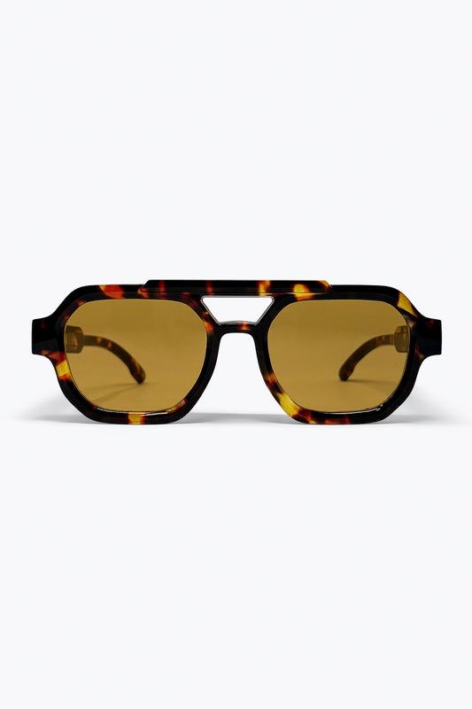 Lunettes de soleil surdimensionnées écaille de tortue multicolore avec pont découpé