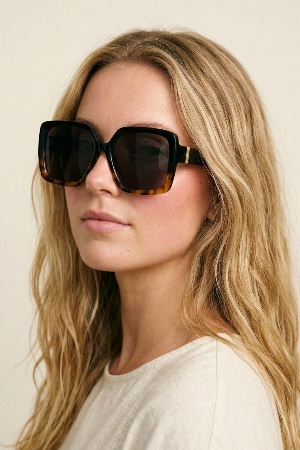 Lunettes de soleil marron écaille de tortue à monture carrée oversize avec verres dégradés noirs