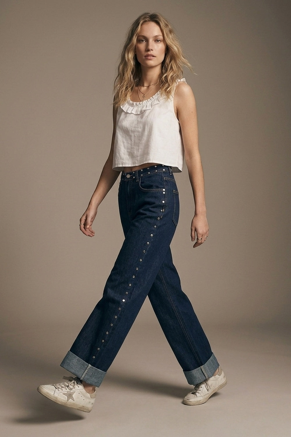 Jean en denim clouté à jambe large bleu foncé