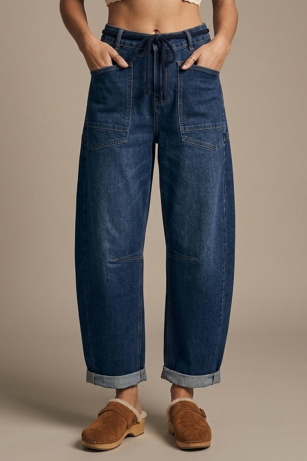 Jean à taille coulissante avec revers et jambe large