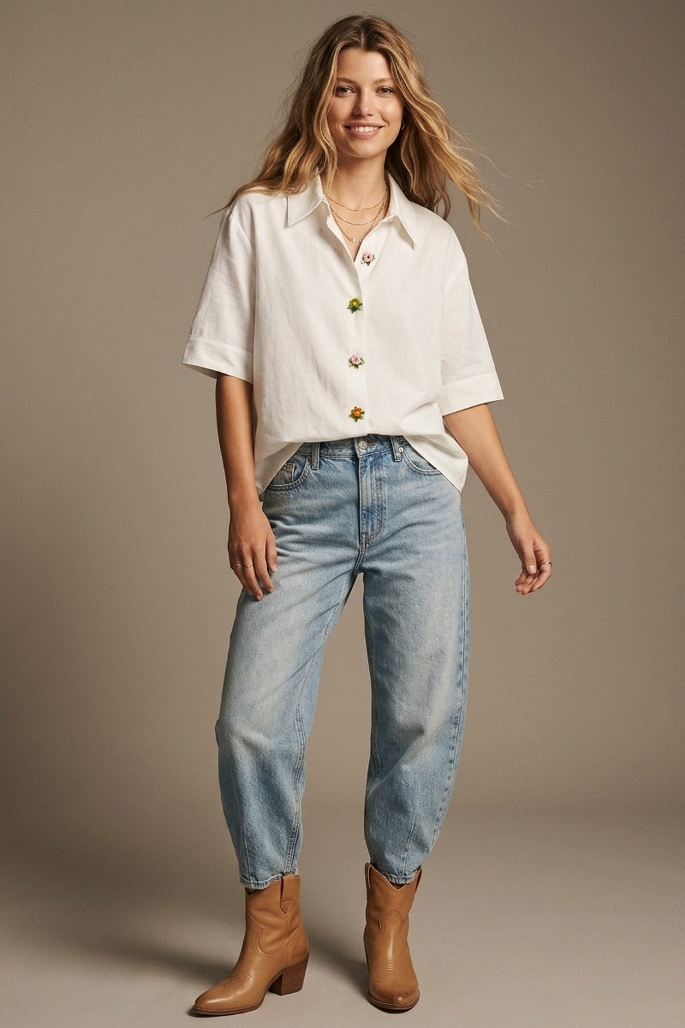 Chemise en Tencel blanche avec boutons fleur bijou