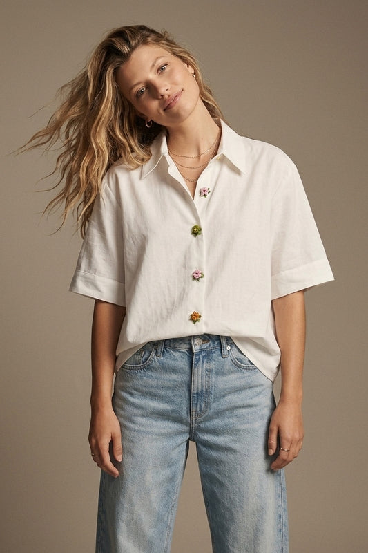 Chemise en Tencel blanche avec boutons fleur bijou