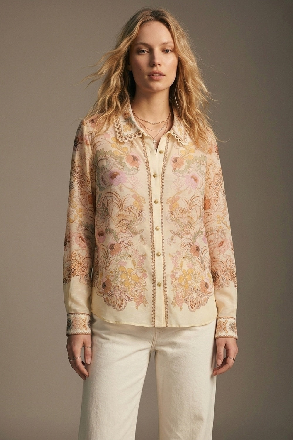 Chemise à imprimé floral jaune beurre avec détail de bordure en dentelle
