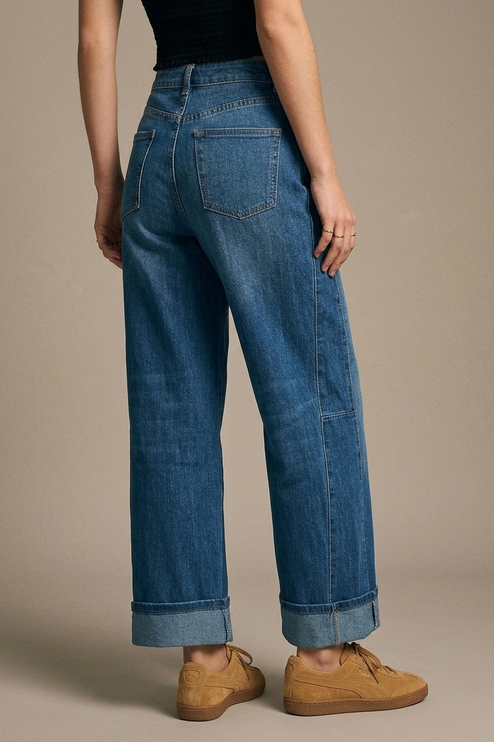 Jean en denim style baril délavage moyen ourlet à revers